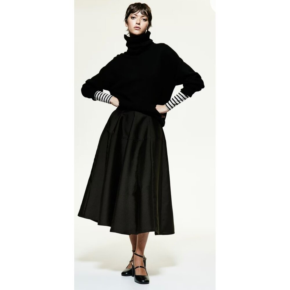 H&M Black Turtleneck Sweater Womens S Recycled Polyester & Acrylic
